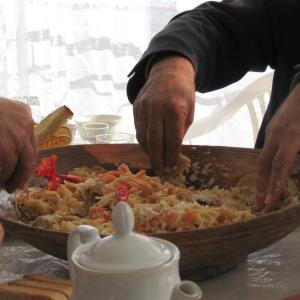CULTURAL COMPETENCE ? CURRY CONUNDRUM